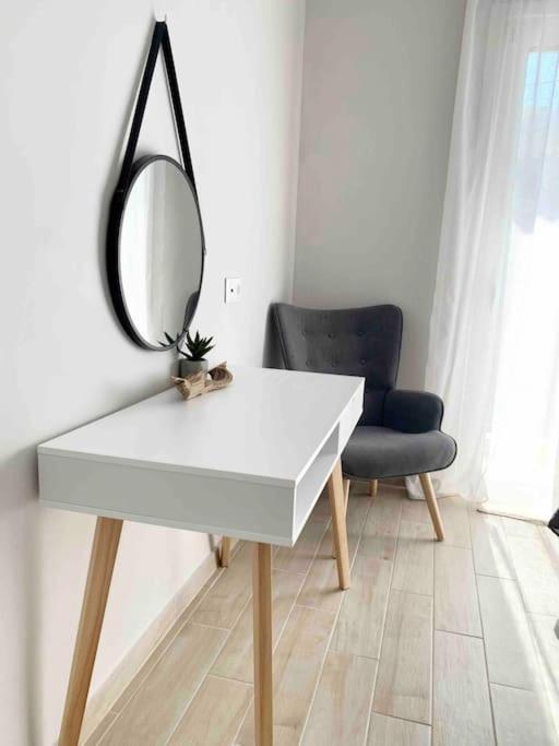 Luxury Cozy Appartment In The City Center Rhodes City Εξωτερικό φωτογραφία