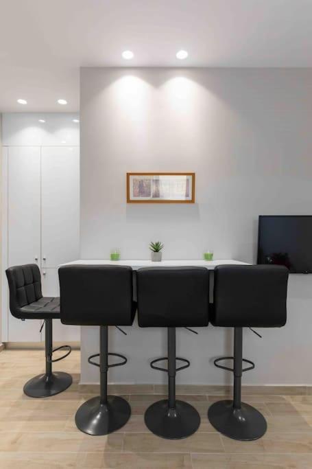Luxury Cozy Appartment In The City Center Rhodes City Εξωτερικό φωτογραφία