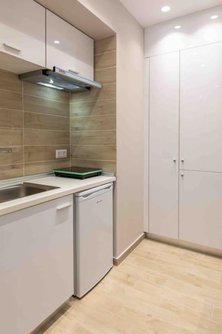 Luxury Cozy Appartment In The City Center Rhodes City Εξωτερικό φωτογραφία
